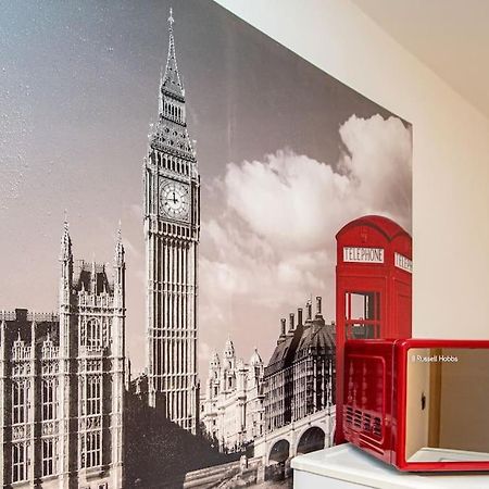 Watford Central Serviced Apartments Ngoại thất bức ảnh