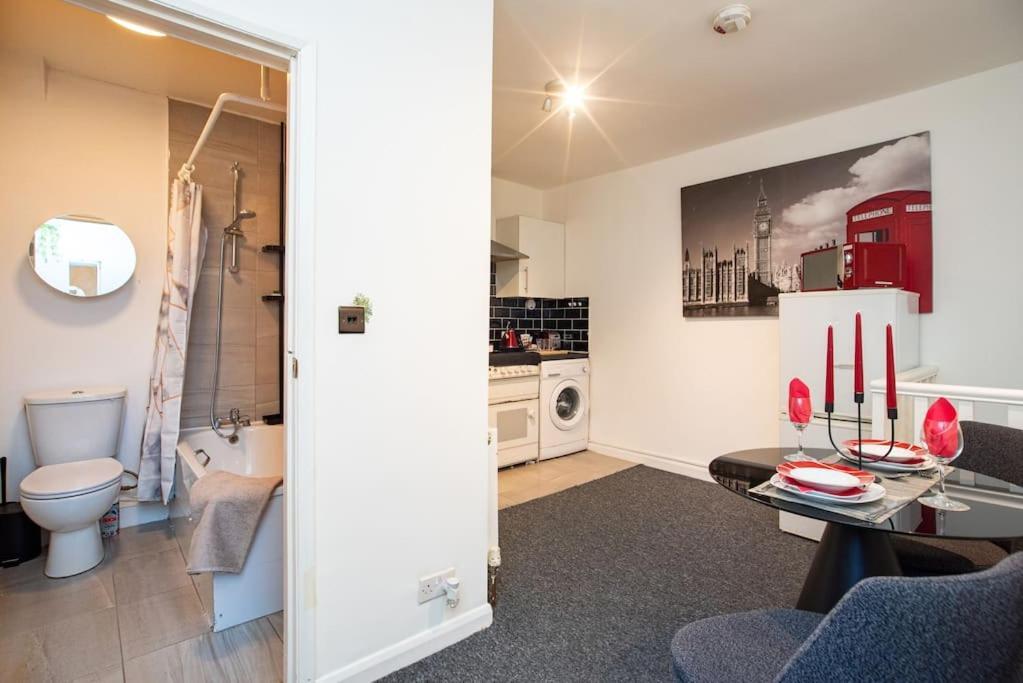 Watford Central Serviced Apartments Ngoại thất bức ảnh