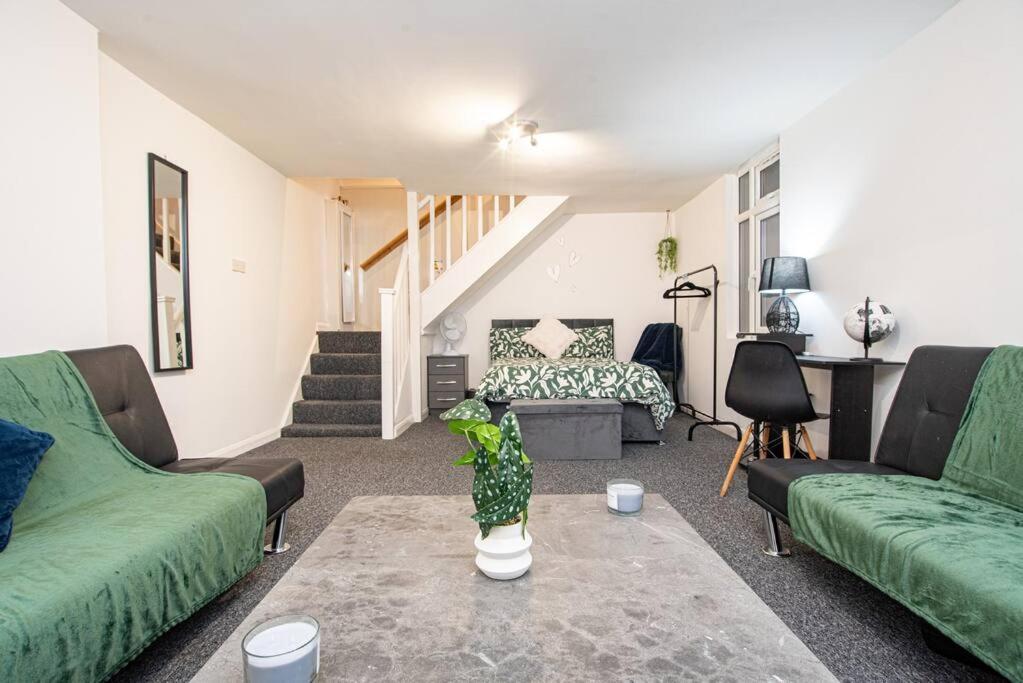 Watford Central Serviced Apartments Ngoại thất bức ảnh
